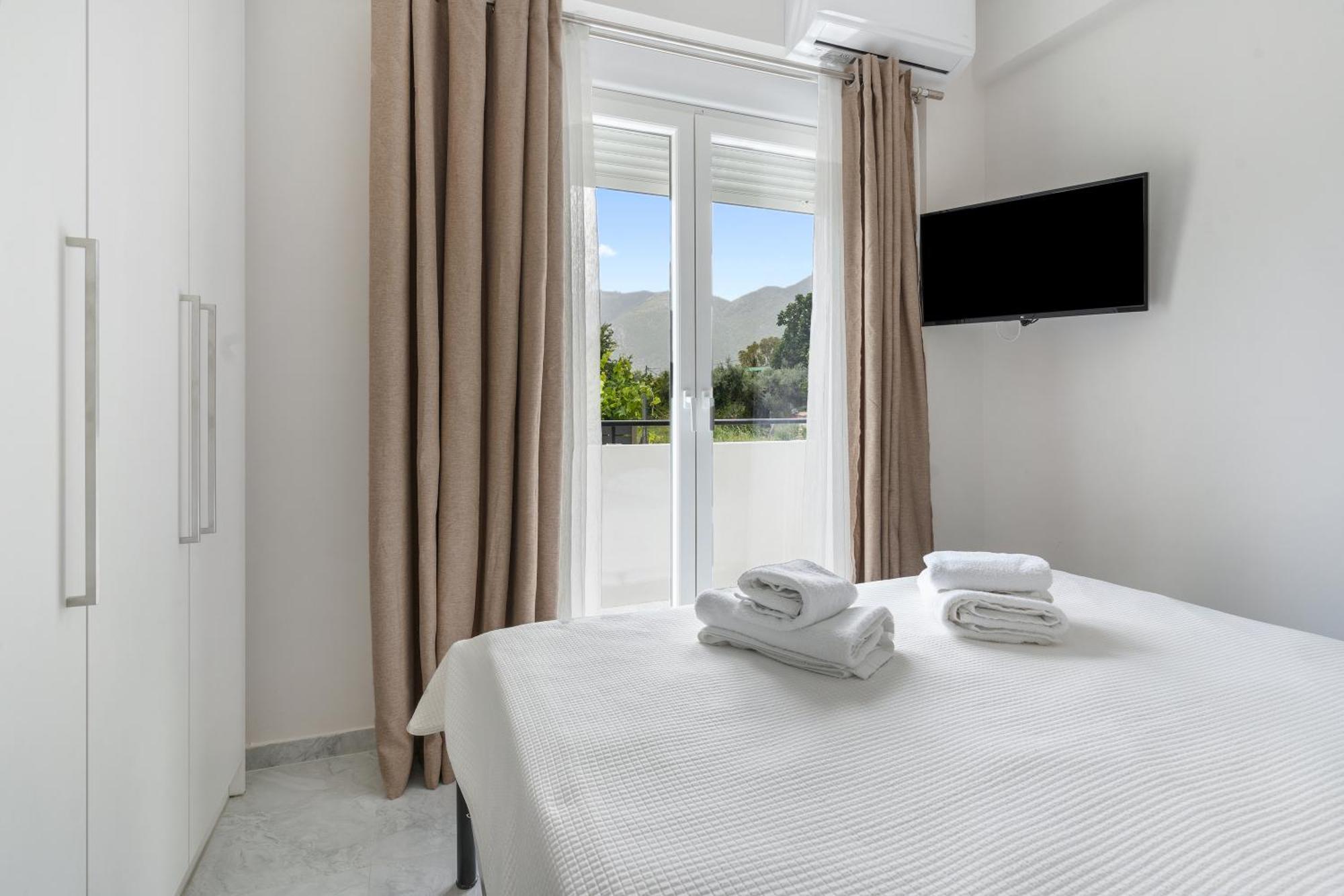 Miralis Apartments Никиана Экстерьер фото