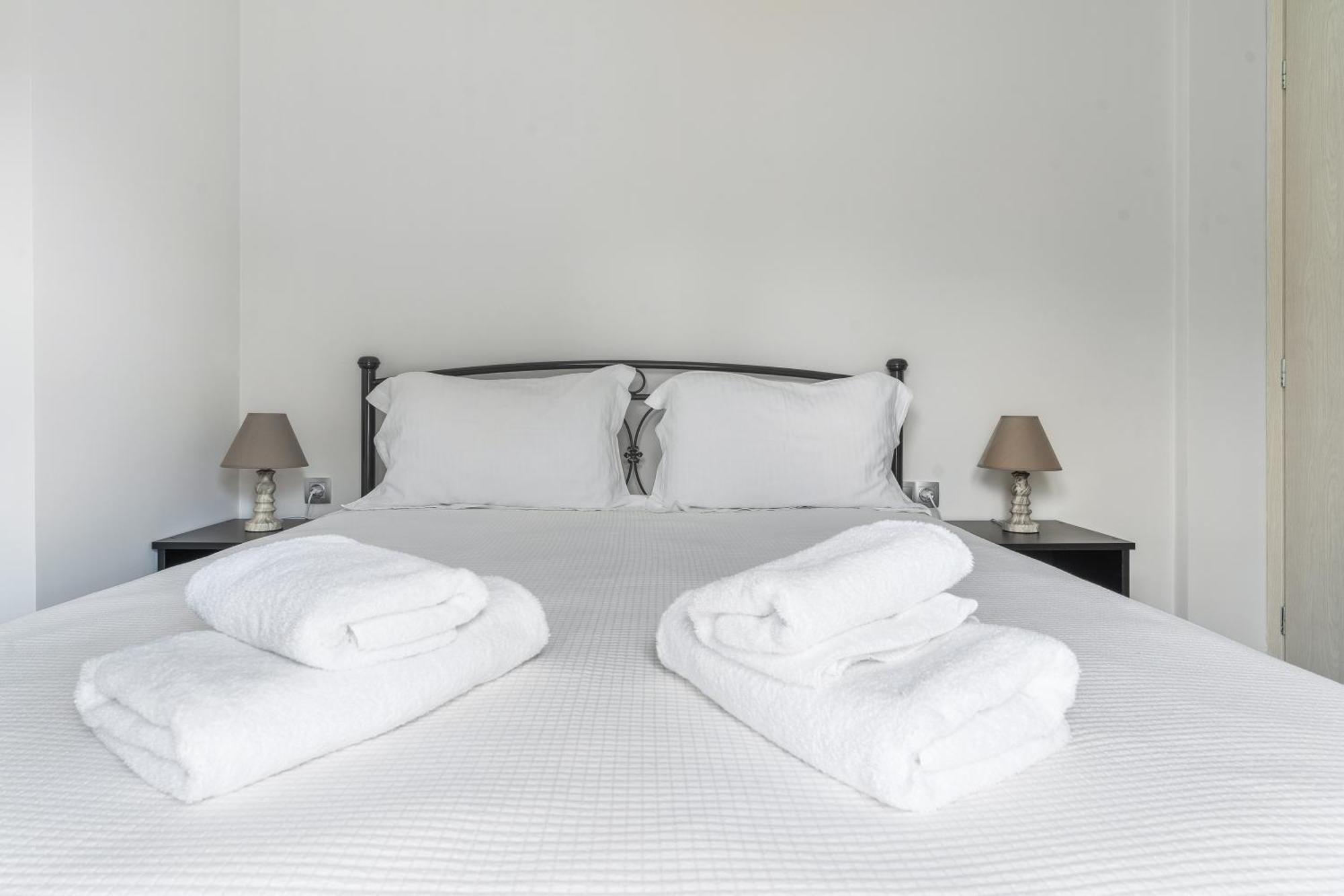 Miralis Apartments Никиана Экстерьер фото