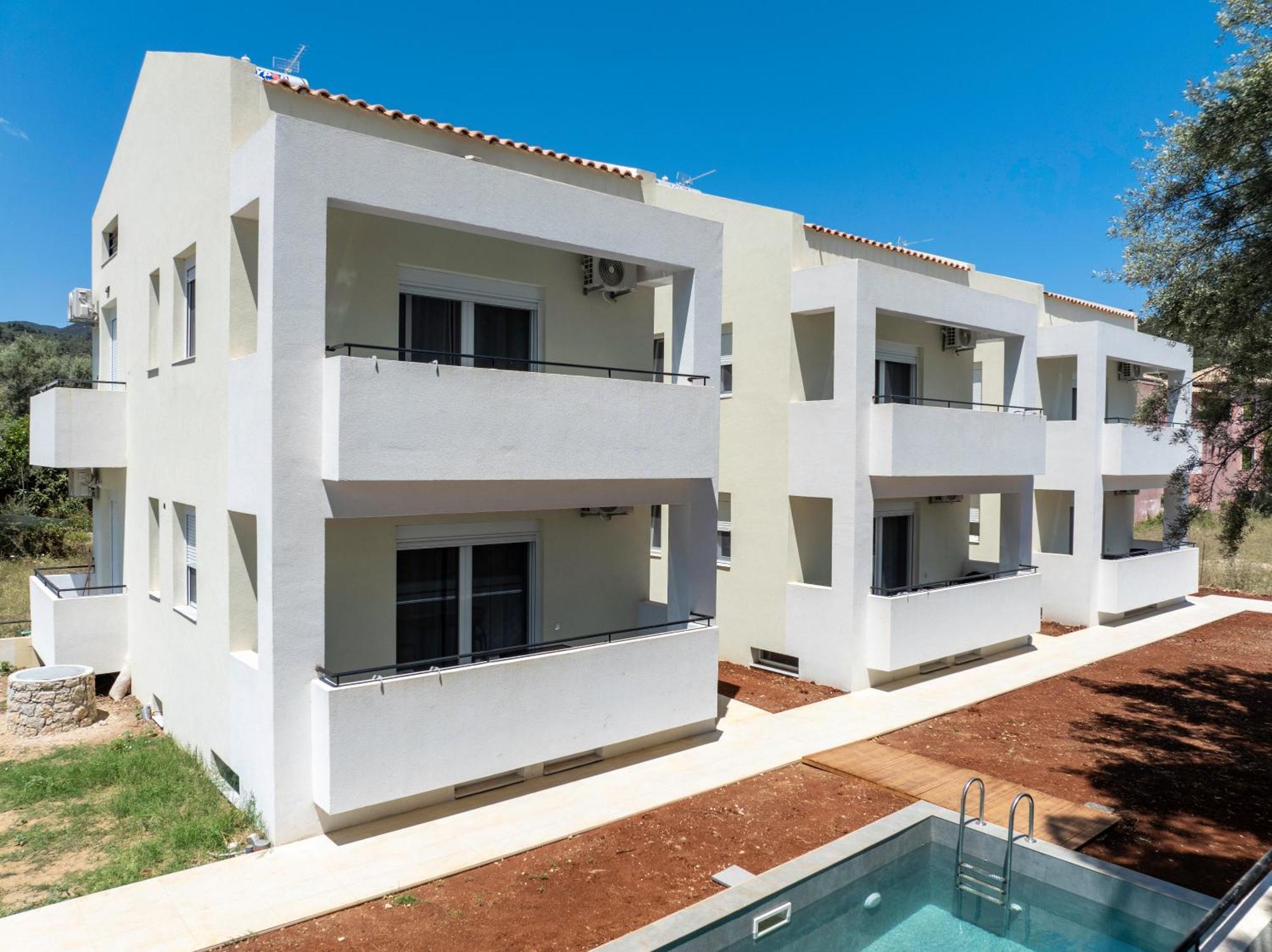 Miralis Apartments Никиана Экстерьер фото